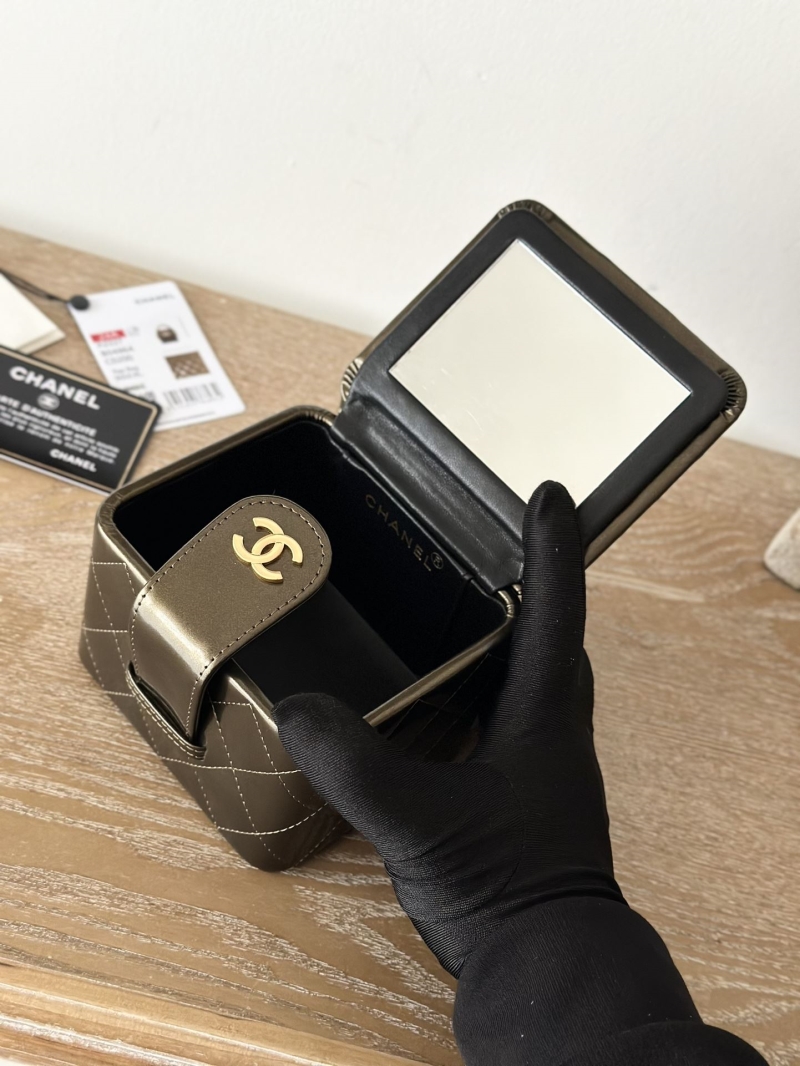 Ch**el cosmetic bags